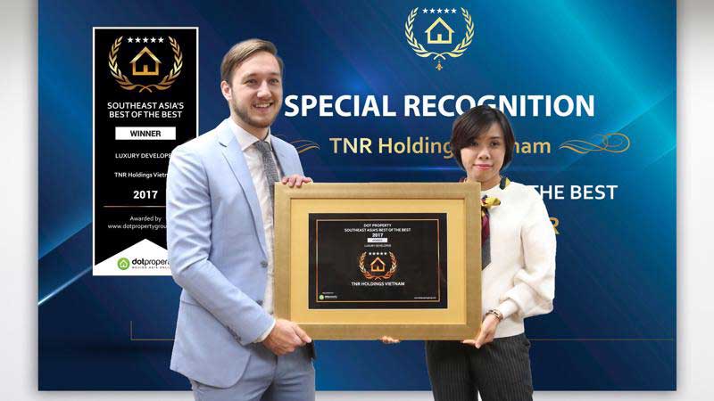 TNR Holdings nhận được nhiều giải thưởng danh giá