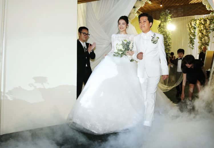 Nhã Phương - Trường Giang tổ chức đám cưới vào tháng 8/2018.